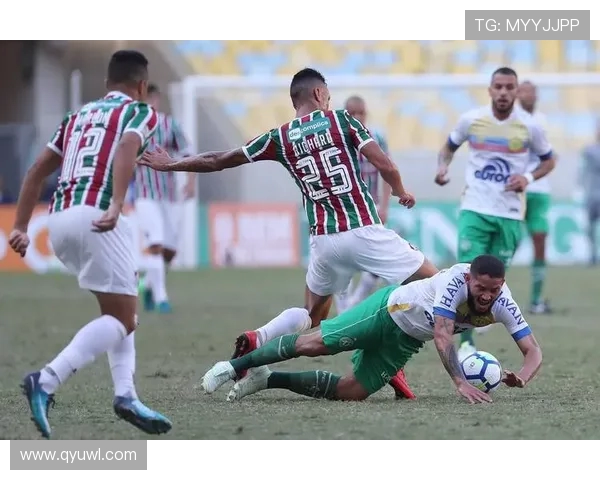 解放者杯半决赛竞技队主场硝烟四起能见度仅五米激情燃爆全场